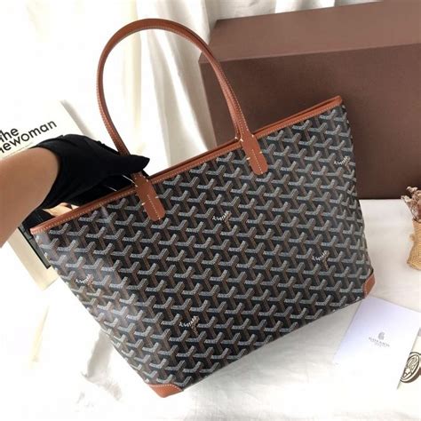 goyard tote bag with zipper|goyard artois bag price.